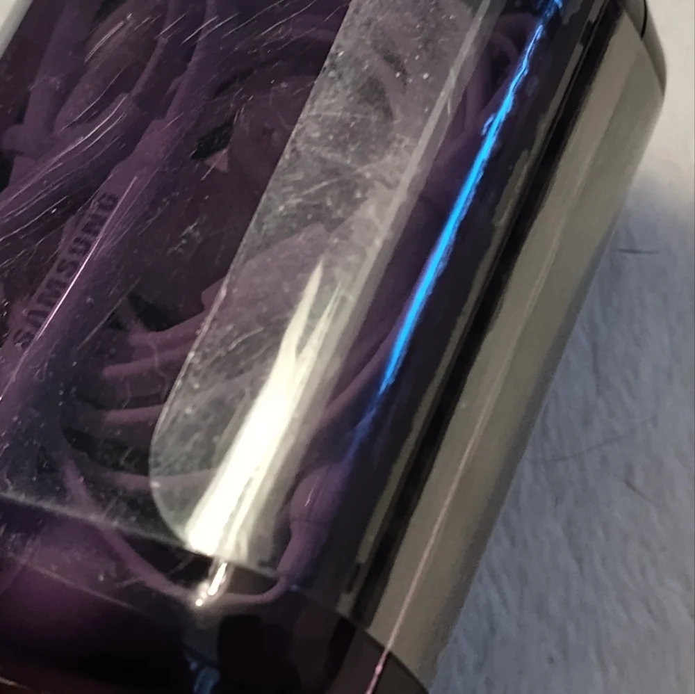 NWT! Samsung Wired Headphones/Ear Buds